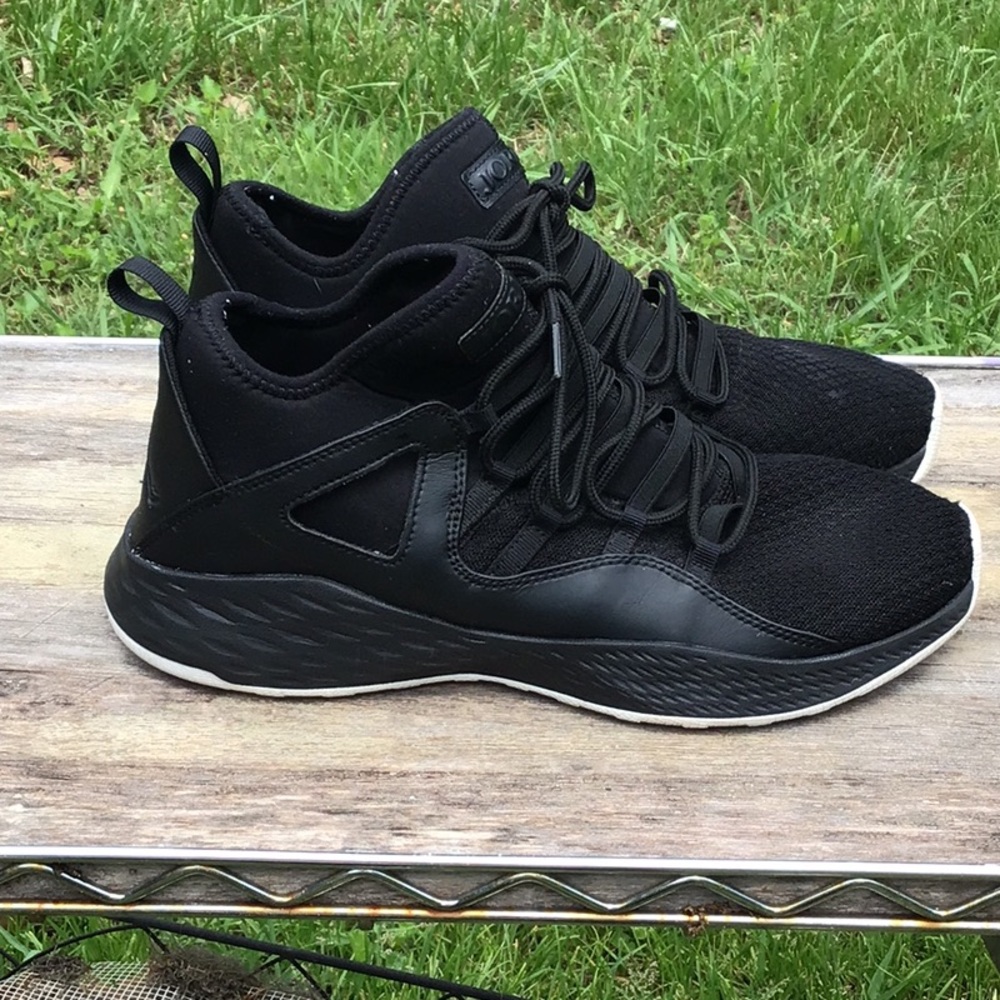 Nike Mens Air Jordan Formula 23, Men size 9 1/2,881465-010 Black Basketball Shoe - Picture 2 of 6